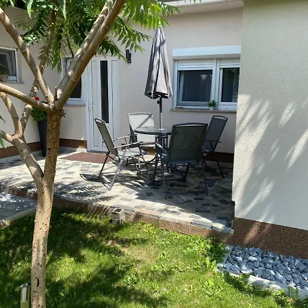 Apartments Travel Otocac Exterior photo