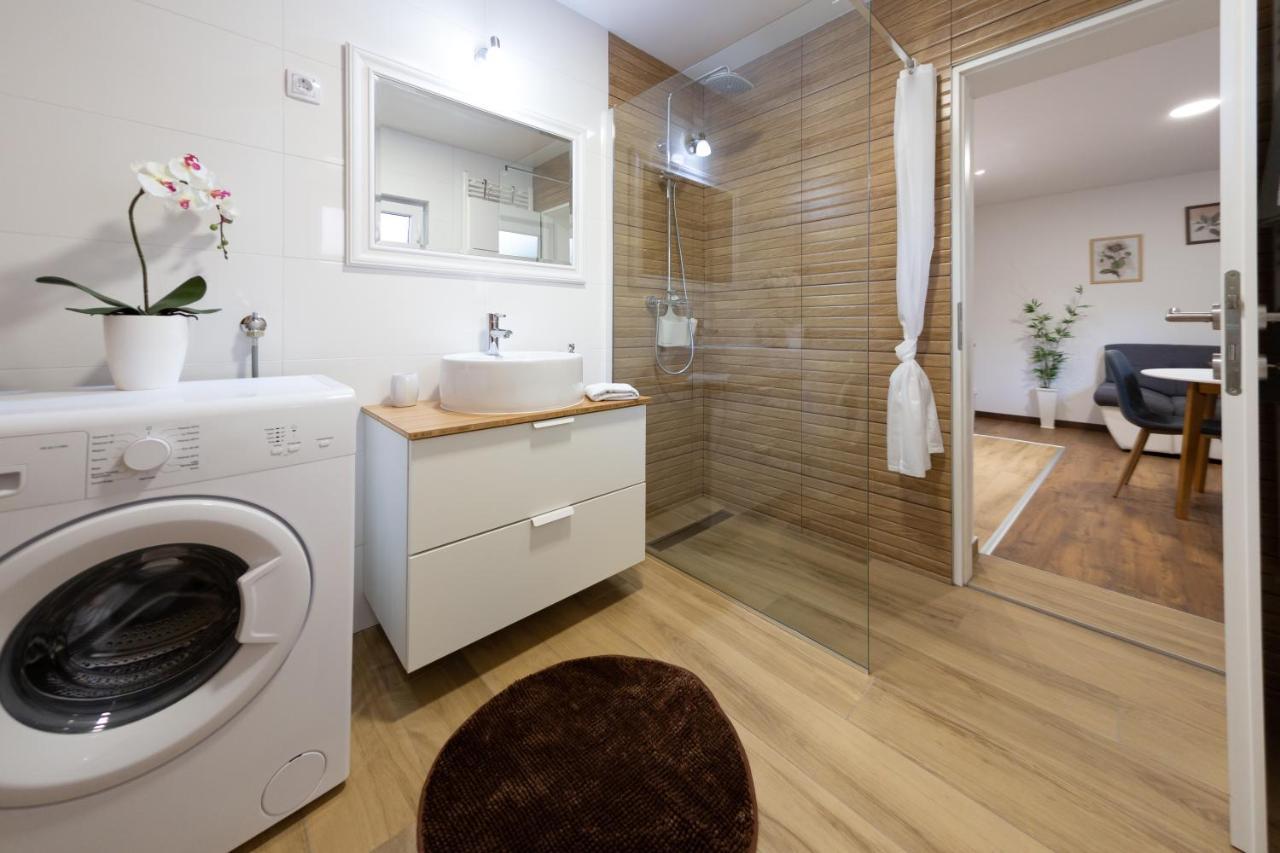 Apartment Travel