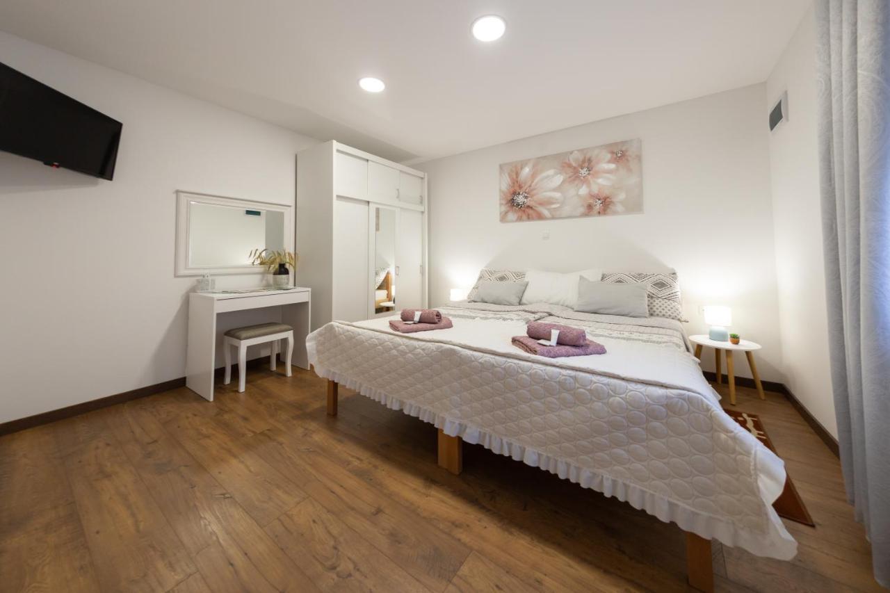 Apartment Travel *